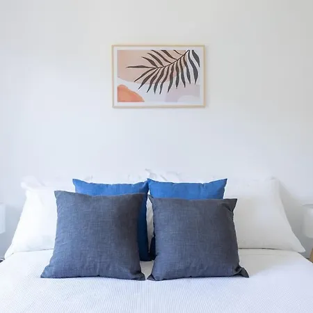 Marina - Near Airport With Swimmingpool *