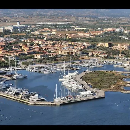 Marina - Near Airport With Swimmingpool * Olbia