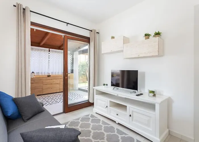 Marina - Near Airport With Swimmingpool * Olbia